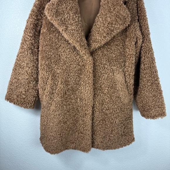 Abercrombie & Fitch Brown Teddy Jacket with Textured Material size M - Picture 3 of 9
